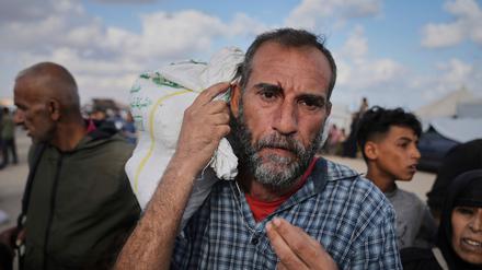 Die Gaza Humanitarian Foundation verteilt Lebensmittel an die Palästinenser im Gazastreifen. Sie ist umstritten - vor allem wegen der vielen getöteten und verletzten Zivilisten im Umfeld der Lebensmittelverteilung. (Archivfoto)