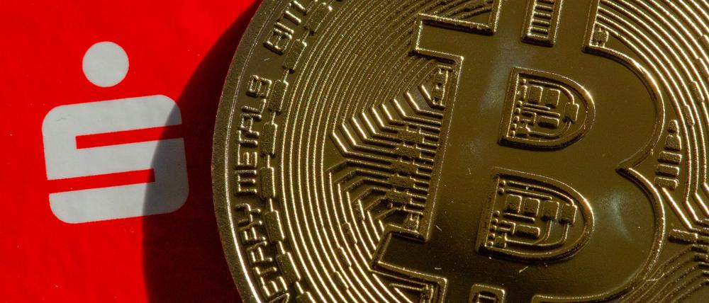 Sparkassen öffnen sich für Bitcoin und Co. - zumindest etwas. (Symbolbild)