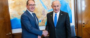 Bundesinnenminister Alexander Dobrindt (CSU) plant eine engere Zusammenarbeit mit Israel im Bereich Cybersicherheit. 