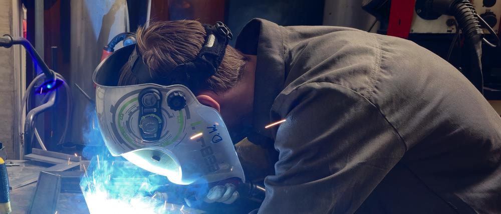 Dylan W. ist angehender Konstruktionsmechaniker.