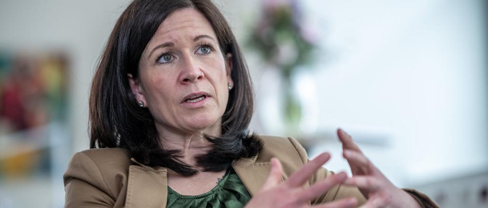 Bildungssenatorin Katharina Günther-Wünsch (CDU) sieht Handlungsbedarf beim Umgang mit Mobbing. (Archivbild)