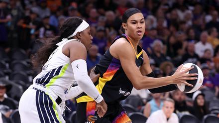 Satou Sabally (rechts) gehört zu den besten Basketballerinnen der Welt.
