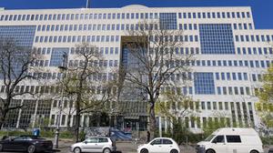 Geplante Großunterkunft für Geflüchtete an der Hasenheide im ehemaligen Gebäude der Deutschen Rentenversicherung.