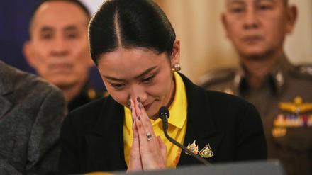 Nach umstrittenen Aussagen in einem geleakten Telefonmitschnitt war Thailands Regierungschefin unter Druck geraten. (Archivbild)