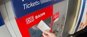 Die Bahn will offenbar ihre Ticketpreise erhöhen.