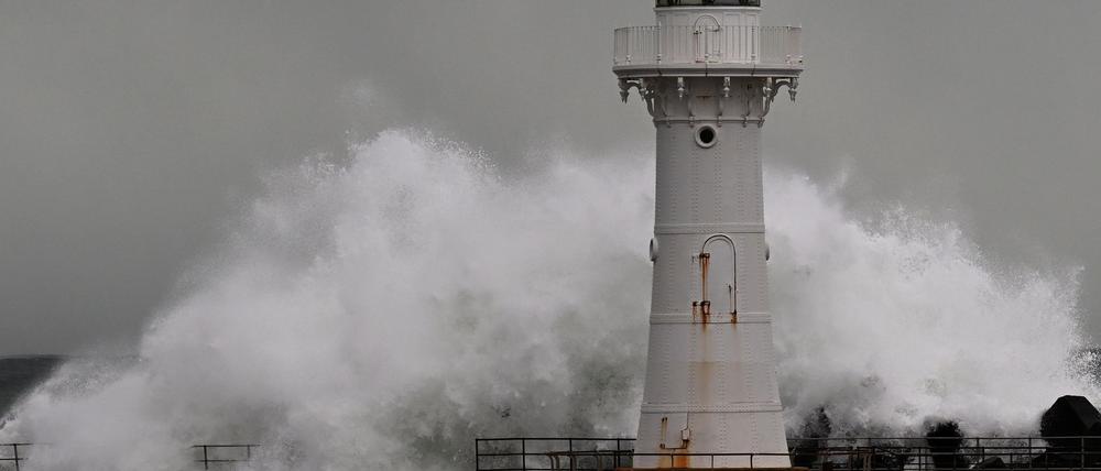 Der „Bomben-Zyklon“ hat an der Ostküste Australiens Chaos ausgelöst.