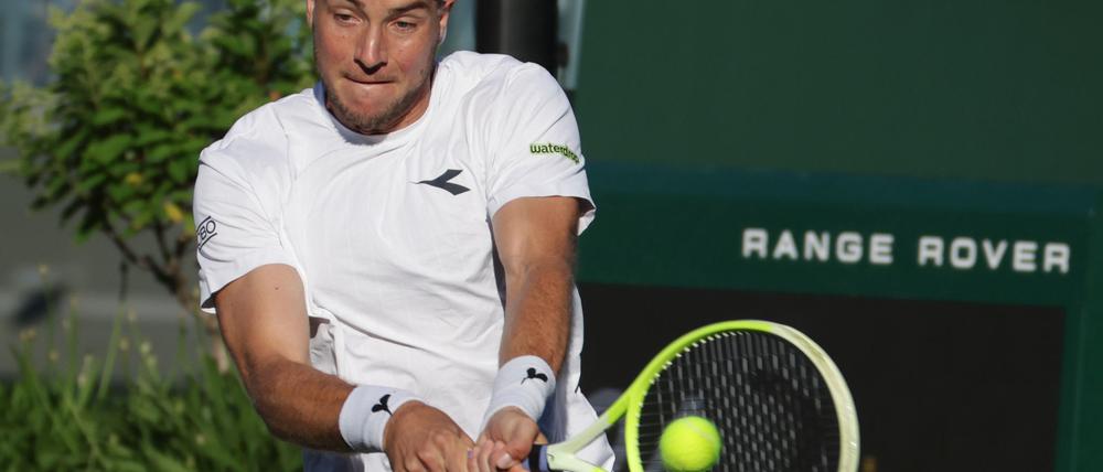 Jan-Lennard Struff spielt am Donnerstag sein Zweitrundenmatch zu Ende.