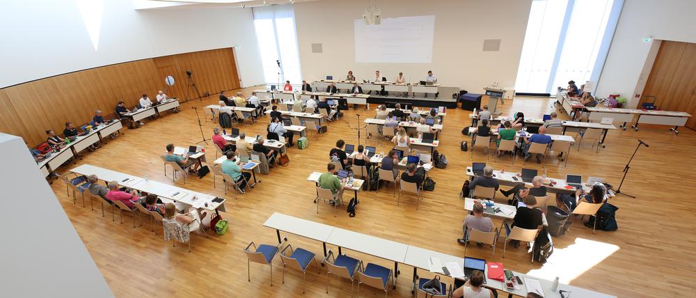 Stadtverordnetenversammlung (SVV) Potsdam im IHK Gebäude.