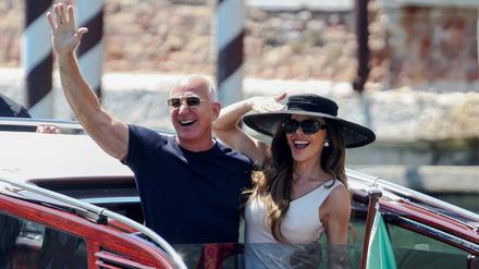 Amazon-Gründer Jeff Bezos and Ehefrau Lauren Sanchez Bezos in Venedig. 