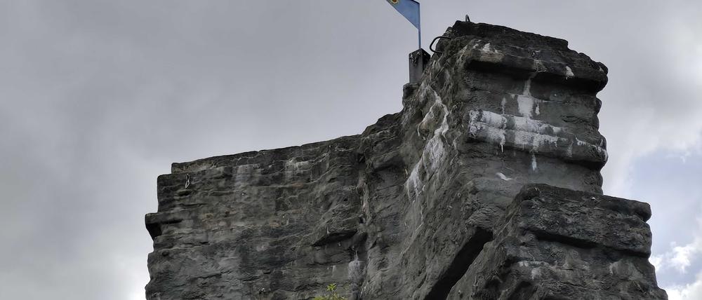 Der Kletterfelsen Monte Balkon im Berliner Ortsteil Berlin-Neu-Hohenschönhausen.