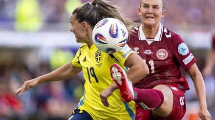  Dänemark und Katrine Veje hart bedrängt