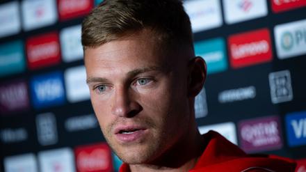 Joshua Kimmich spricht in Atlanta über Diogo Jota. 