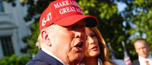 US-Präsident Donald Trump vor dem Weißen Haus.