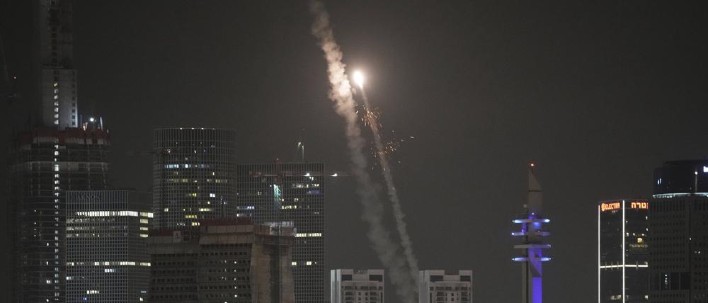 Vorbild für Berlin? Das israelische Luftabwehrsystem Iron Dome hat in den vergangenen Wochen unzählige Raketen aus dem Iran abgefangen.