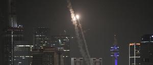 Vorbild für Berlin? Das israelische Luftabwehrsystem Iron Dome hat in den vergangenen Wochen unzählige Raketen aus dem Iran abgefangen.