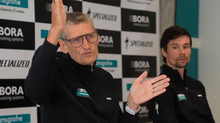 Für Rolf Aldag ist wichtig, dass seine Fahrer sturzfrei durch die Tour kommen.
