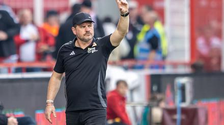 Trainer Steffen Baumgart bekommt als neuen Assistenten einen alten Bekannten.