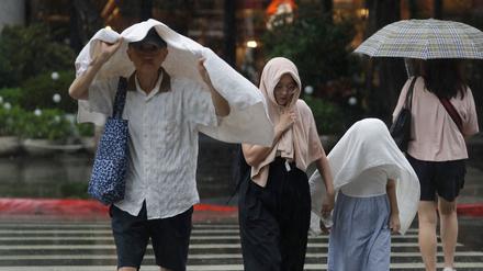 Taifun „Danas“ brachte Regen und heftige Winde mit sich. 