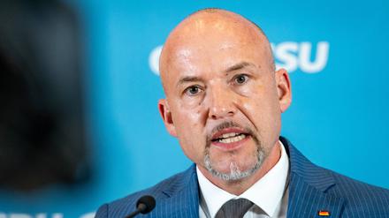 „Es braucht ein geschlossenes Votum der Parteien der Mitte“ – CSU-Landesgruppenchef Alexander Hoffmann.