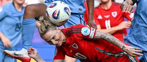 Jessica Fishlock beim Duell gegen die Niederlande.