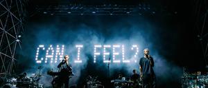 Die Band Massive Attack bei einem Konzert in Mailand.