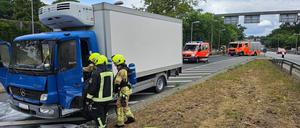 Die Einsatzstelle an der A111 stadteinwärts