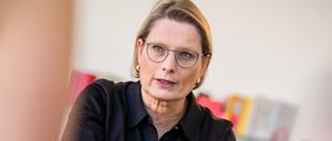 Stefanie Hubig (SPD), Bundesministerin der Justiz und für Verbraucherschutz, aufgenommen bei einem Interview.