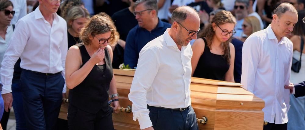 Die Brüder wurden in ihrem Heimatort Gondomar beigesetzt. (Archivfoto)