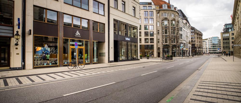 So menschenleer sieht man die Hamburger Innenstadt in der Regel nicht: Eine Aufnahme der Hansestadt während des Lockdowns im Oktober 2020.