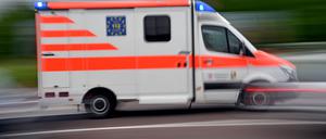 Ein motorisierter Gleitschirmflieger ist in Brandenburg abgestürzt und tot gefunden worden. (Symbolbild)
