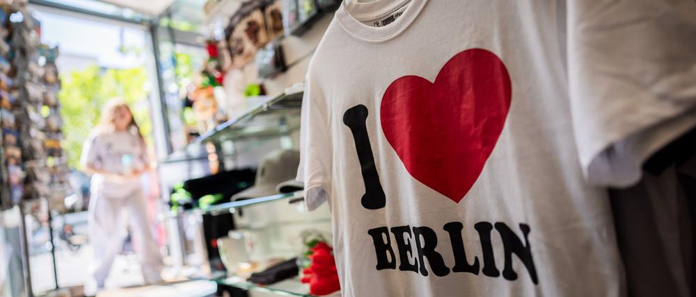 Die Kombination aus „I“ und einem Herz ist auf vielen T-Shirts zu finden.