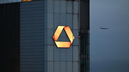 Die Commerzbank wehrt sich seit Monaten gegen Übernahmeambitionen der Unicredit. (Archivbild)