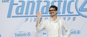 Pedro Pascal bei der The Fantastic Four - First Steps Film Premiere und Fan Event am 8.07.2025 im Center am Potsdamer Platz in Berlin The Fantastic Four Filmpremiere in Berlin *** Pedro Pascal at The Fantastic Four First Steps movie premiere and fan event on 8 07 2025 at the Center am Potsdamer Platz in Berlin The Fantastic Four movie premiere in Berlin