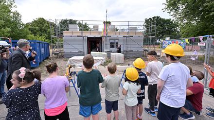 Die neue Inobhutnahmestelle der Oberlin-Lebenswelten feierte Richtfest.
