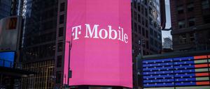 Die Telekom-Tochter wartet auf die Freigabe von zwei wichtigen Deals durch die Aufsichtsbehörde FCC. (Archivbild)
