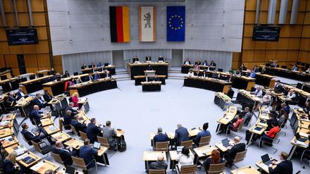 Die Abgeordneten im Landesparlament haben bei der letzten Sitzung vor der Sommerpause noch einmal ein volles Programm. (Archivfoto)