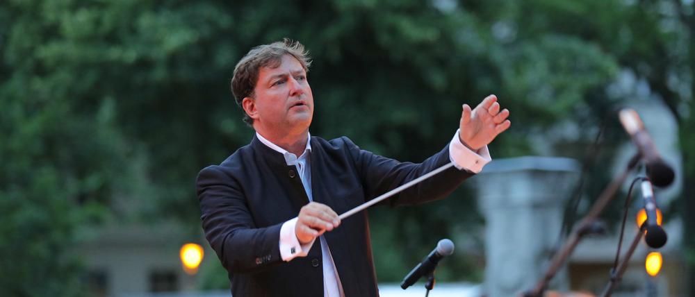 Knut Andreas ist seit 1998 Künstlerischer Leiter des Collegium musicum. „Klassik am Weberplatz“ findet 2025 vom 10. bis 13. Juli statt.