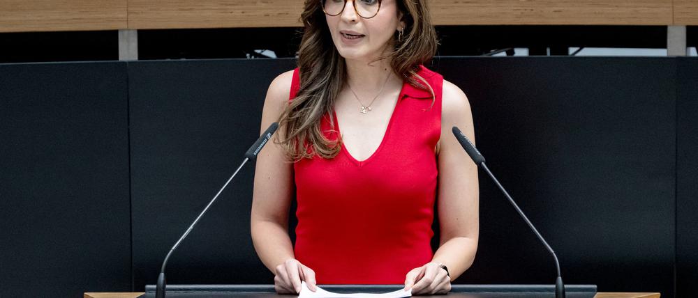 Grünen-Abgeordnete Tuba Bozkurt würde das Neutralitätsgesetz gerne abschaffen.