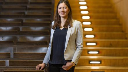 Anja Maria Wagemans im Hörsaal der TU Dresden.