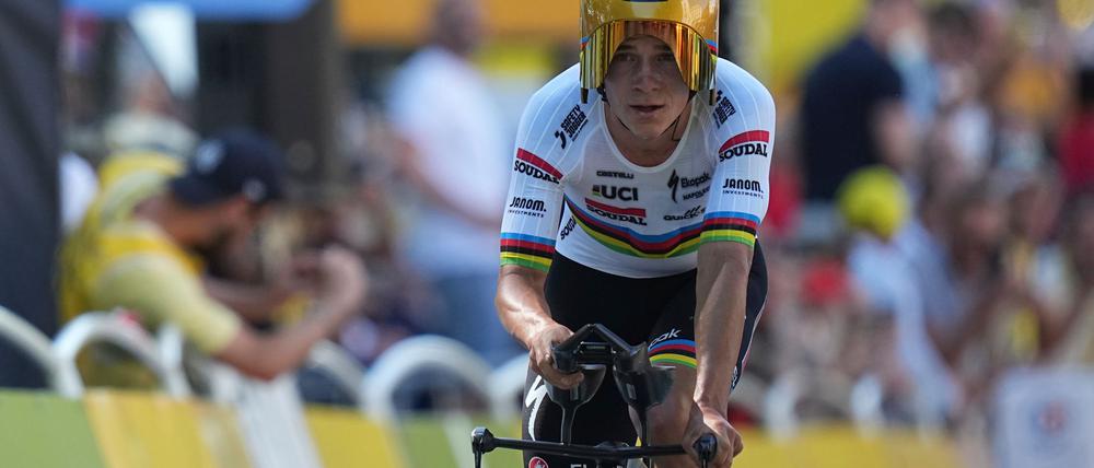 Holt Remco Evenepoel bald Siege für Red Bull?