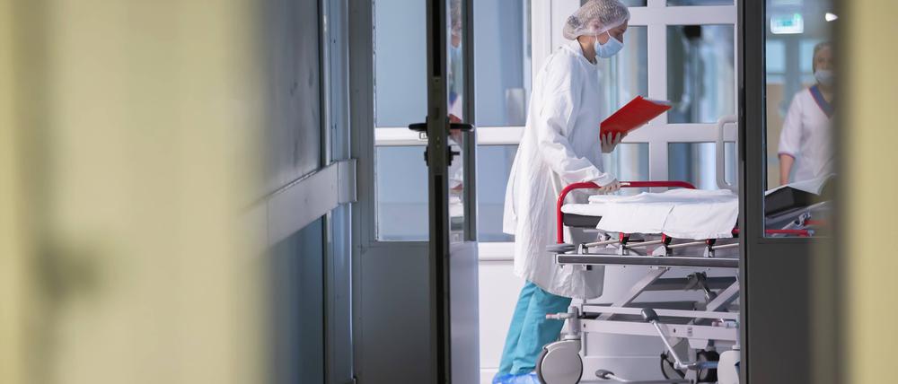Wie kann die Pflege in Brandenburgs Krankenhäusern resistenter für Krisenfälle werden?