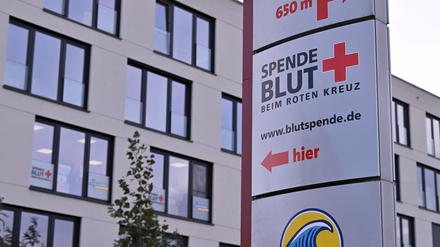Blutspende im Institut für Transfusionsmedizin im Horstweg 8a.