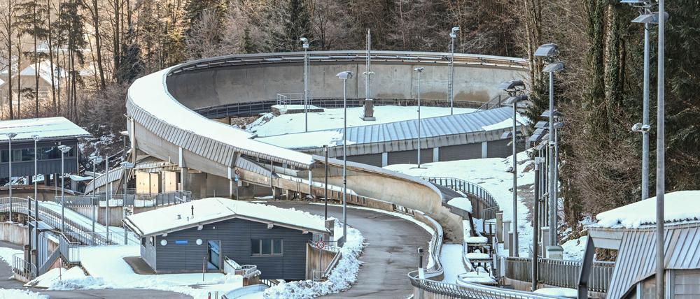 Der Wiederaufbau der Bahn soll Ende November beginnen.