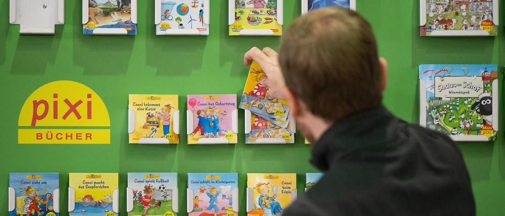 Wie geht der Hamburger Carlsen Verlag mit nachgemachten oder KI-generierten Conni-Memes um? (Archivbild)