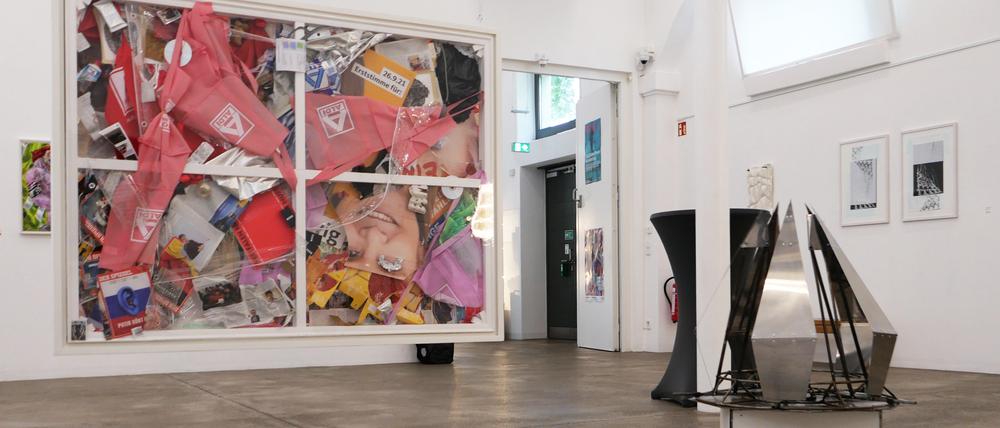 Werke von Jonas Fries und Christoph Tschernatsch im Museum FluxusPlus.