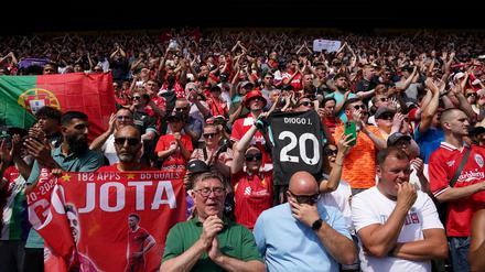 Zahlreiche Fans trauern um Diogo Jota.