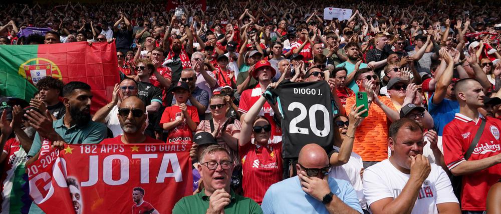 Zahlreiche Fans trauern um Diogo Jota.