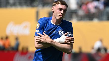 Der Mann des Spiels: Cole Palmer jubelt nach seinem ersten Tor.