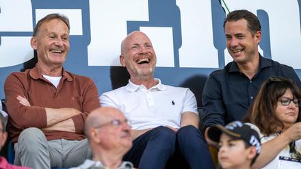Matthias Sammer (M) will nur noch im Hintergrund arbeiten.
