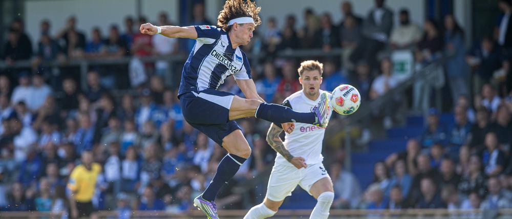 Flying Fabi. Herthas Sturm ist in hohem Maße von Fabian Reese (l.) abhängig.
